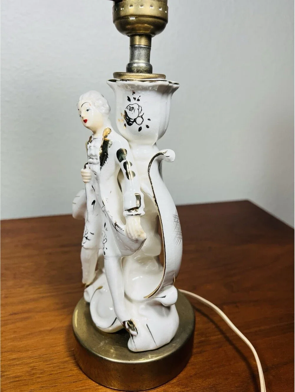 Vintage Porcelain Colonial Figurine Table Lamp Japan